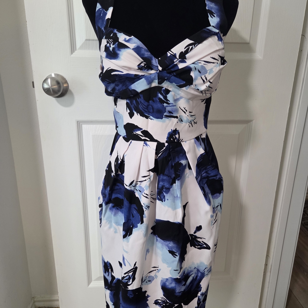 Bisou Bisou Blue and White Floral Midi Dress